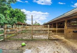 Picture of 11090 SW 28Th Ct, Davie, FL 33328