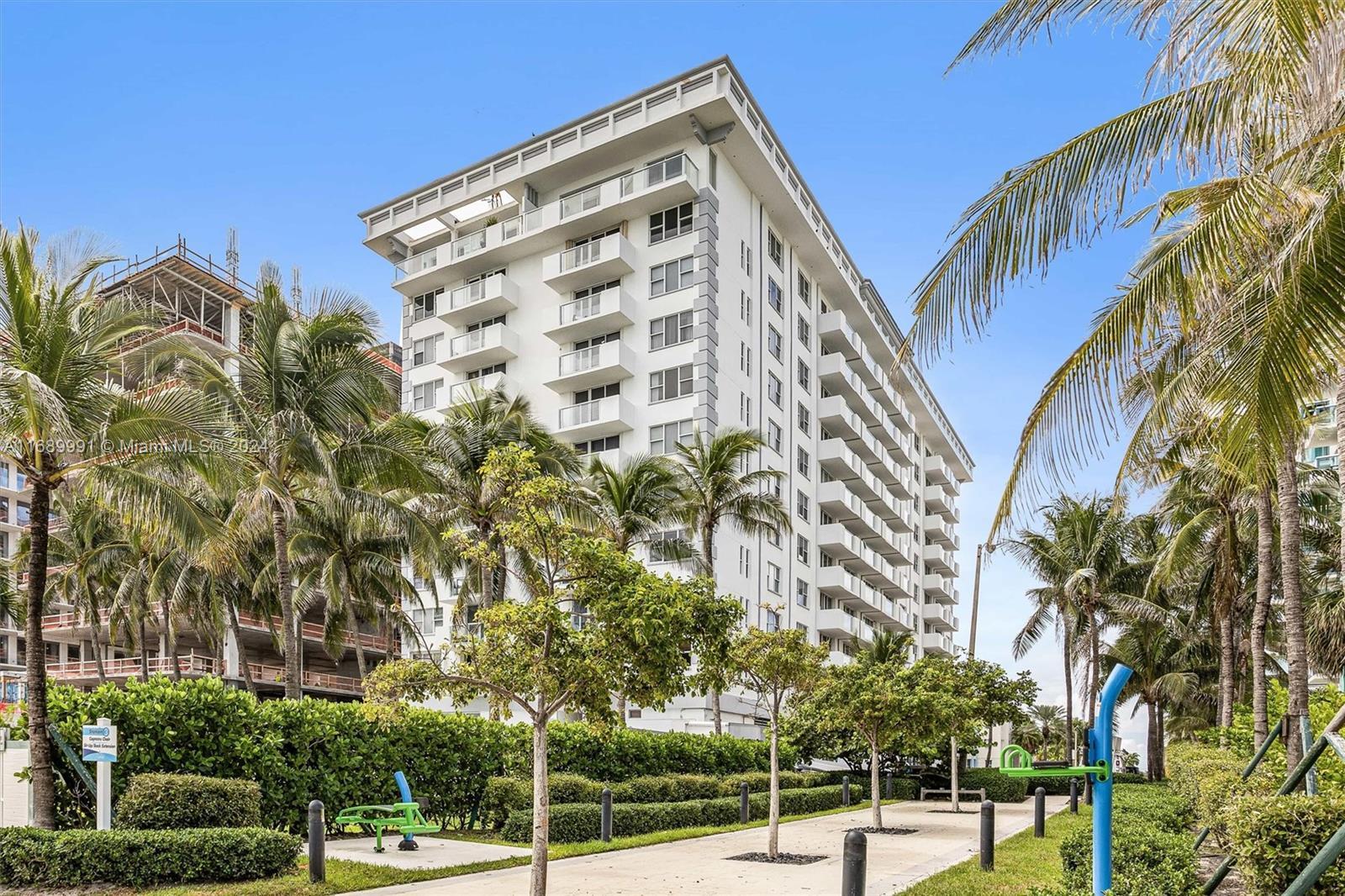 Picture of 9195 Collins Ave # 911, Surfside, FL 33154