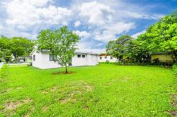 Picture of 13941 Van Buren St, Miami, FL 33176