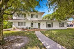 Picture of 2700 Granada Blvd, Coral Gables, FL 33134