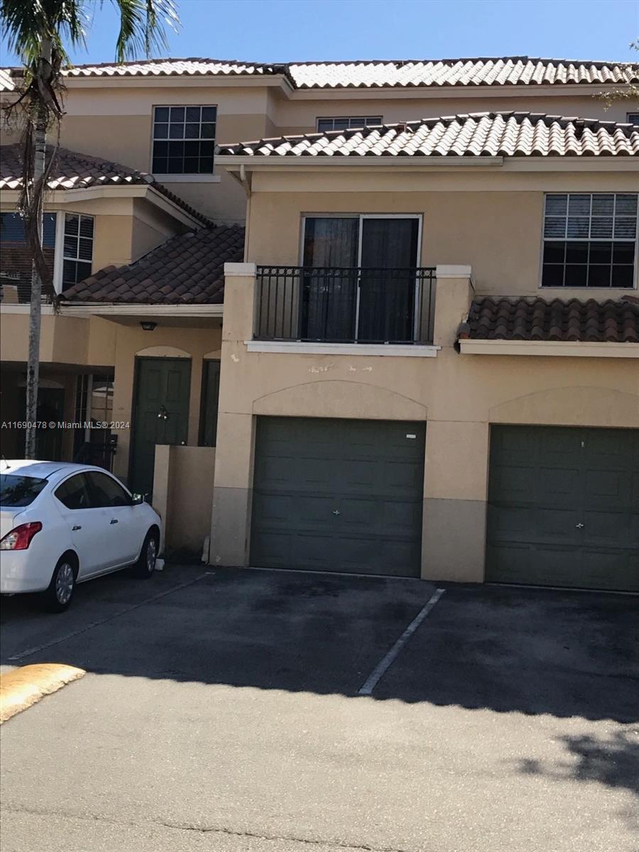 Picture of 781 SW 148 Av # 1513, Sunrise, FL 33325