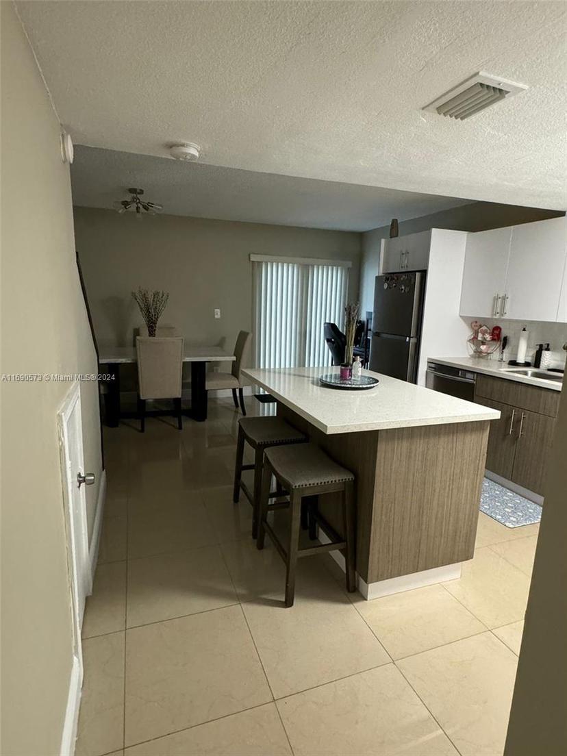 Picture of 8389 NW 8Th St # 7, Miami FL 33126