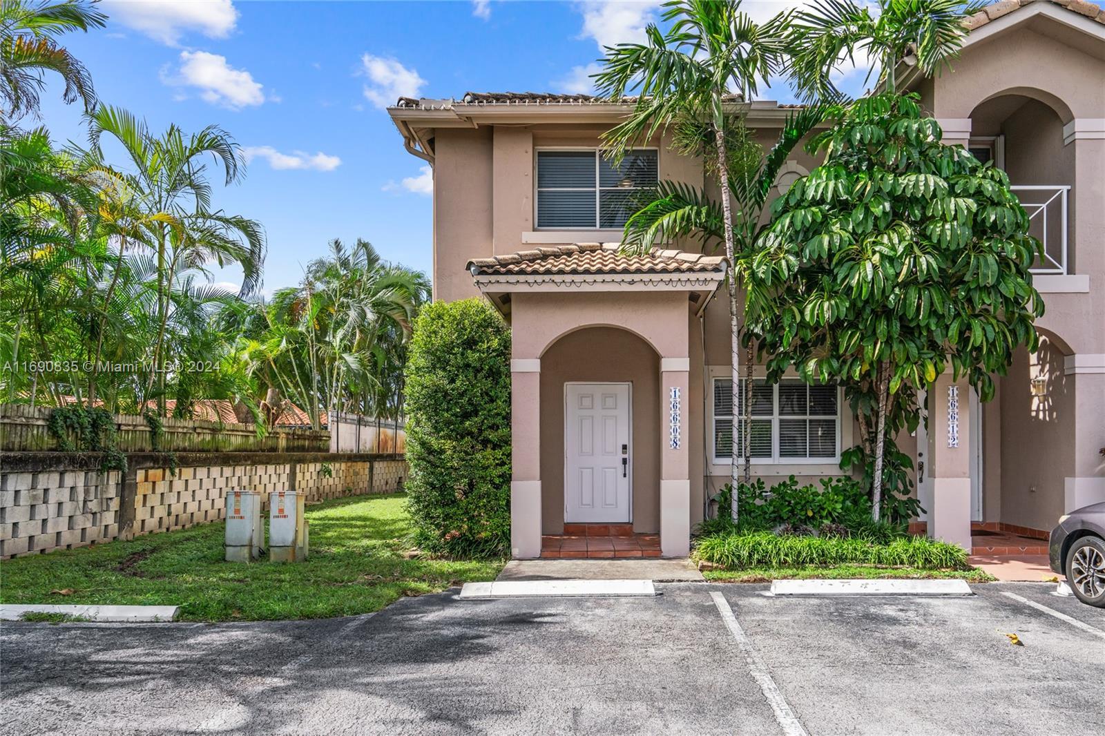 Picture of 16608 NW 73Rd Ct, Miami Lakes, FL 33014