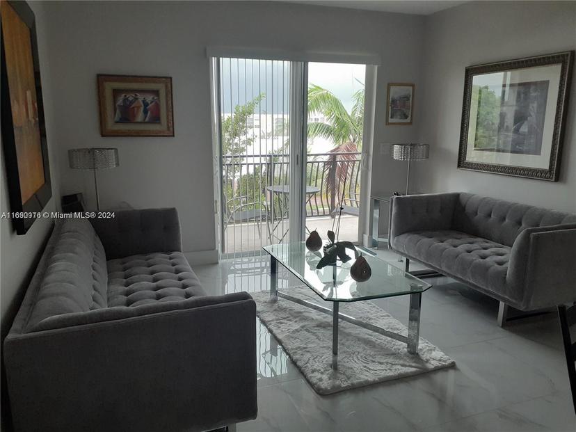 Picture of 555 E Dania Beach Blvd # 5, Dania Beach FL 33004