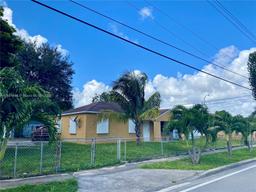 Picture of 120 NE 7Th Ave, Hialeah, FL 33010