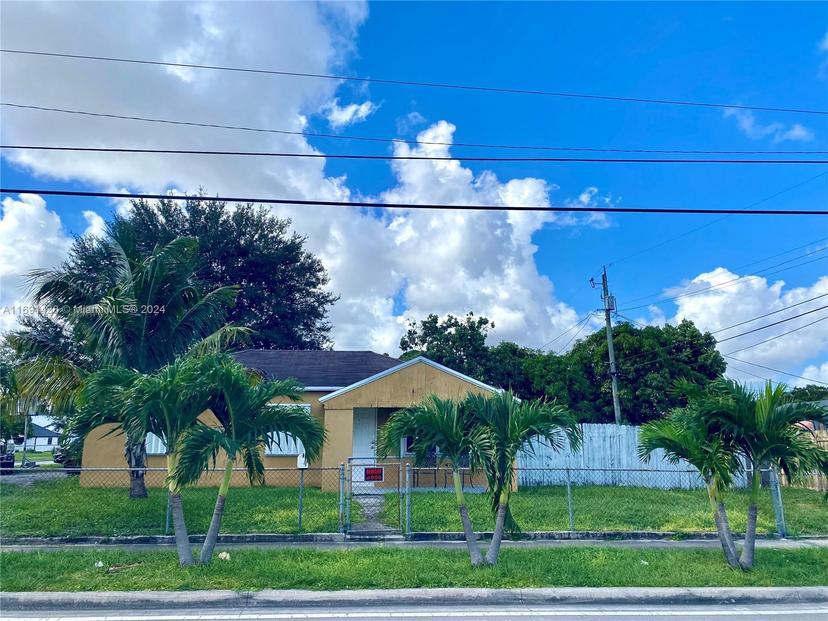 Picture of 120 NE 7Th Ave, Hialeah FL 33010