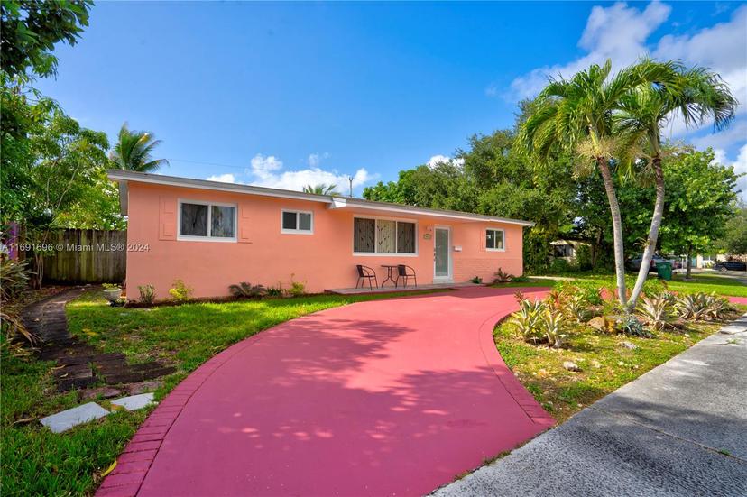 Picture of 10610 SW 203Rd Ter, Cutler Bay FL 33189