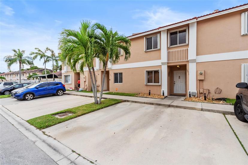 Picture of 14017 SW 179Th St # 14017, Miami FL 33177