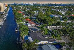 Picture of 2105 Arch Creek Dr, North Miami, FL 33181