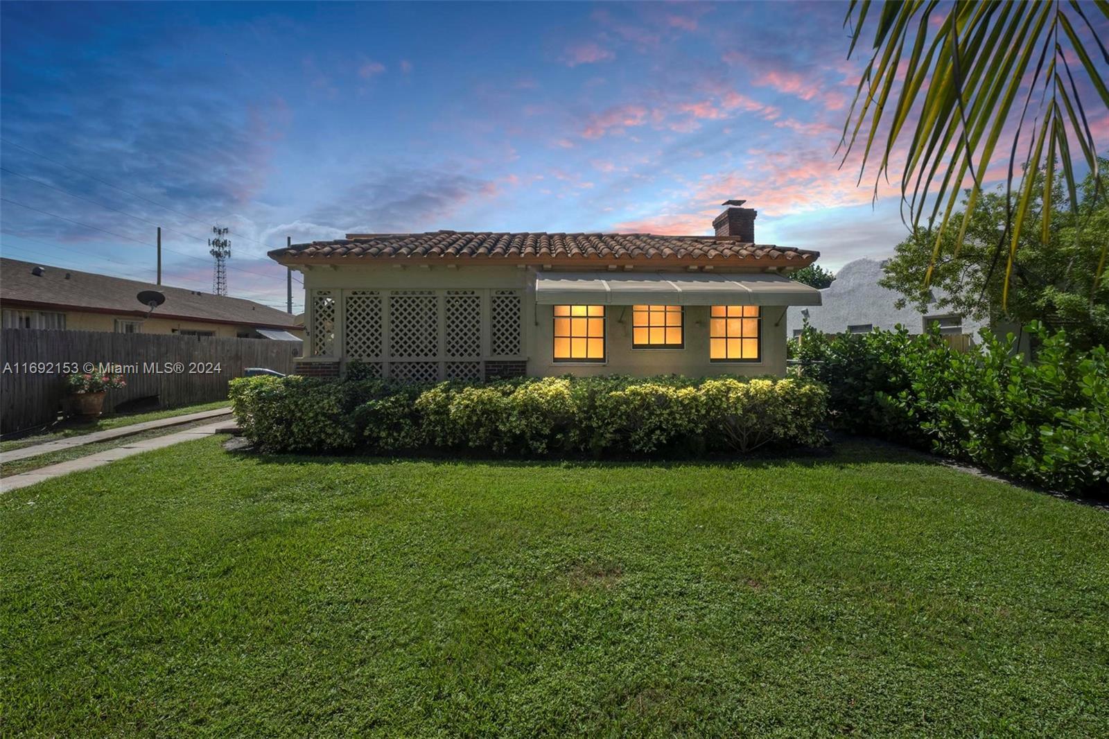 Picture of 618 Winters St, West Palm Beach, FL 33405