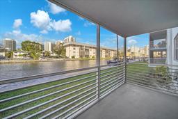 Picture of 3725 NE 169 St # 105, North Miami Beach, FL 33160