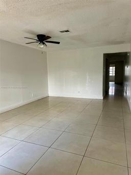 Picture of 11001 NW 44Th St # East, Coral Springs, FL 33065