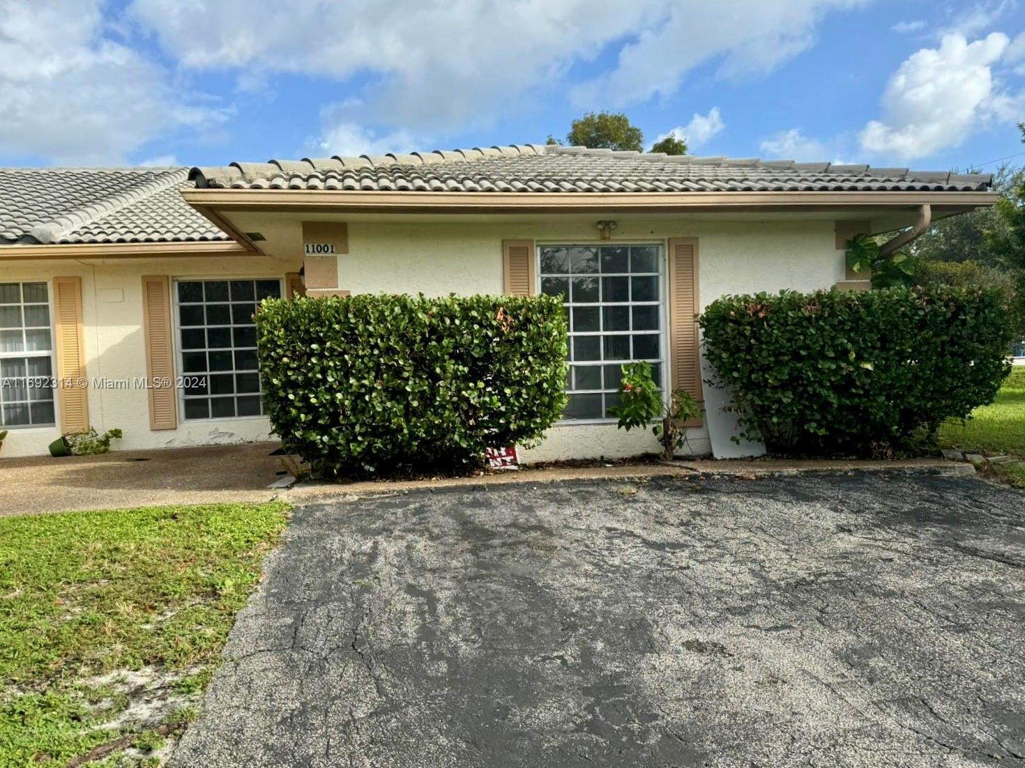 Picture of 11001 NW 44Th St # East, Coral Springs, FL 33065