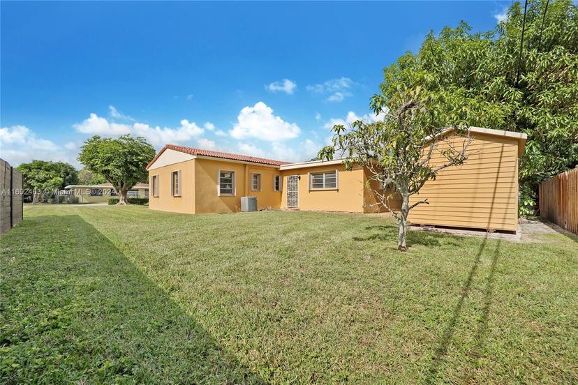 Picture of 14841 Polk St, Miami FL 33176