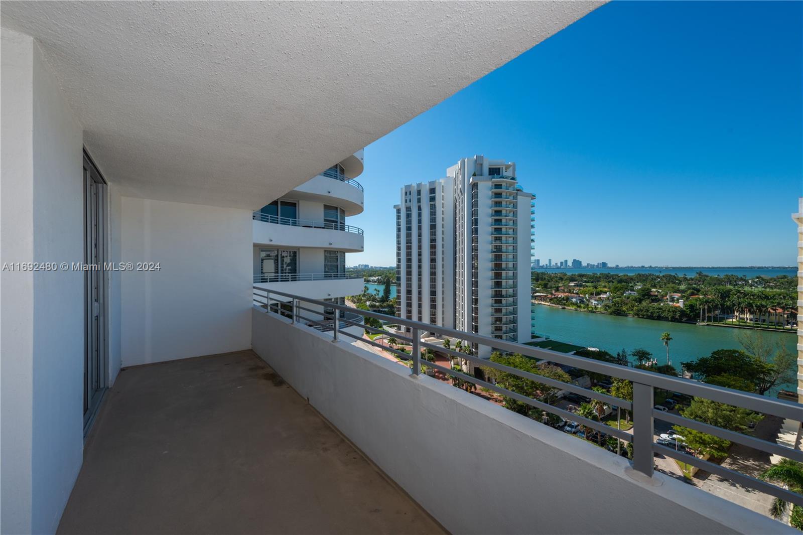 Picture of 5555 Collins Ave # 14U, Miami Beach, FL 33140