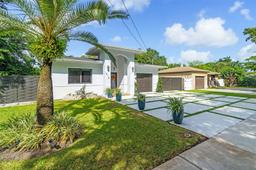 Picture of 815 NE 144Th St, North Miami, FL 33161