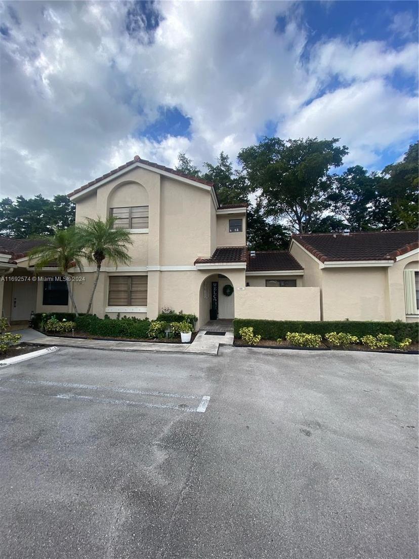 Picture of 6111 NW 171St St, Hialeah FL 33015