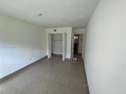 Picture of 3600 NW 21St St # 114, Lauderdale Lakes, FL 33311