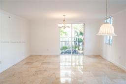 Picture of 1900 Van Buren St # 203B, Hollywood, FL 33020