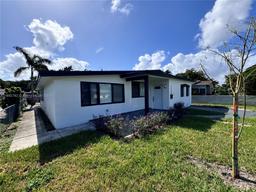 Picture of 1730 NE 170Th St, North Miami Beach, FL 33162