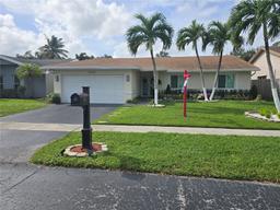 Picture of 4133 NW 96Th Way, Sunrise, FL 33351