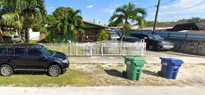 Picture of 4215 NW 168Th Ter, Miami Gardens FL 33055