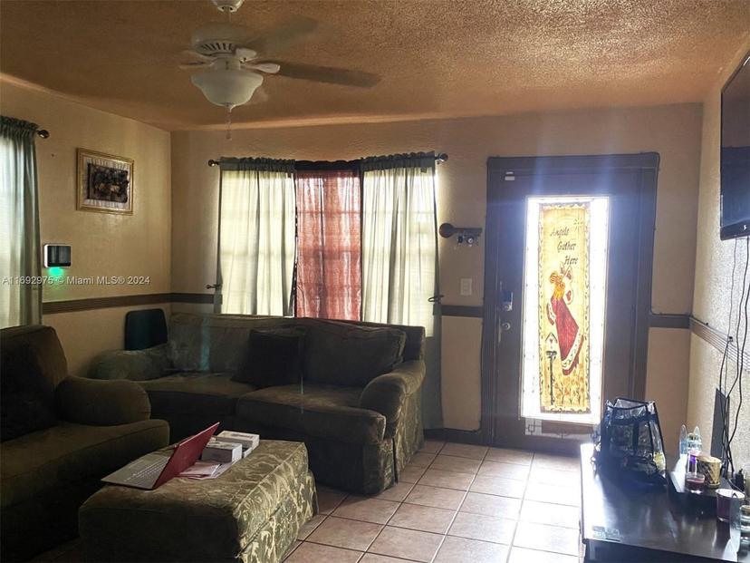 Picture of 4215 NW 168Th Ter, Miami Gardens FL 33055