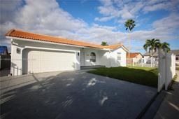 Picture of 14443 SW 172Nd Ln, Miami, FL 33177