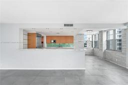 Picture of 5660 Collins Ave # 9C, Miami Beach, FL 33140