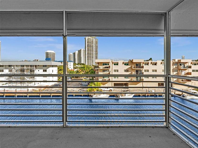 Picture of 3849 NE 169Th St # 405, North Miami Beach FL 33160