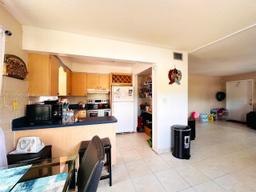 Picture of 2420 Johnson St # 202, Hollywood, FL 33020