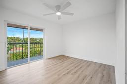 Picture of 2178 W 60Th St # 18211, Hialeah, FL 33016