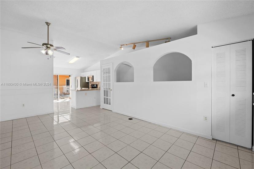 Picture of 3518 W 80Th St # 49, Hialeah FL 33018