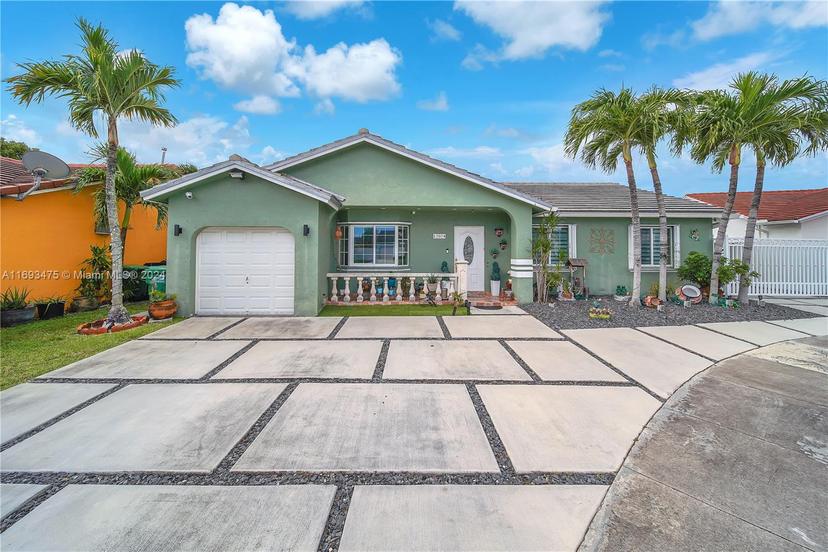 Picture of 17078 SW 144Th Pl, Miami FL 33177