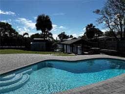 Picture of 635 Barrett Drive, Merritt Island, FL 32952