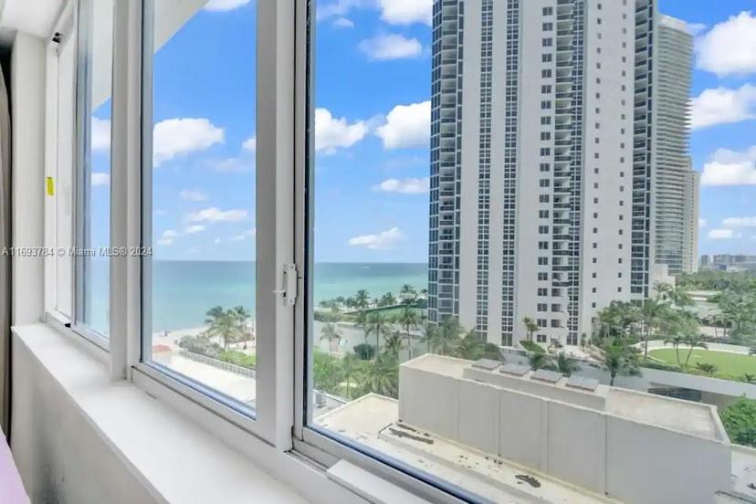 Picture of 19201 Collins Ave # 603, Sunny Isles Beach FL 33160