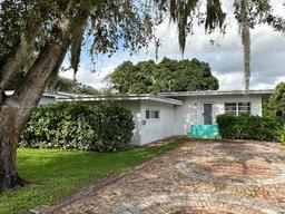 Picture of 329 NE 87Th St, El Portal, FL 33138