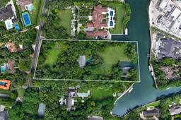 Picture of 8565 Old Cutler Rd, Coral Gables, FL 33143