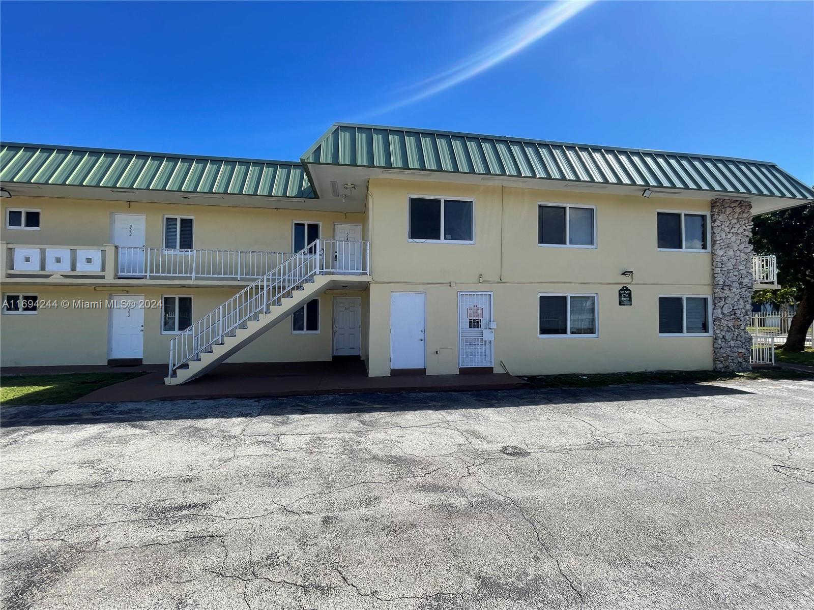 Picture of 505 NW 177Th St # 243, Miami Gardens, FL 33169