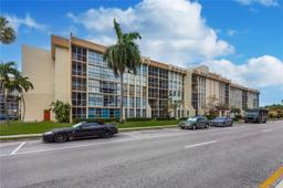 Picture of 2000 Atlantic Shores Blvd # 107, Hallandale Beach, FL 33009