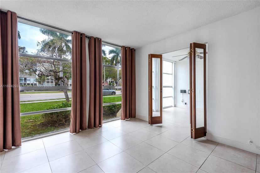 Picture of 2000 Atlantic Shores Blvd # 107, Hallandale Beach FL 33009