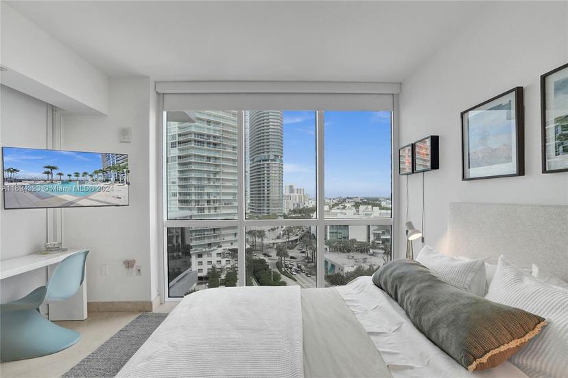 Picture of 400 Alton Rd # 1409, Miami Beach FL 33139