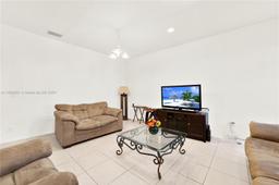 Picture of 8910 SW 19Th St # 8910, Miramar, FL 33025