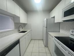 Picture of 310 NW 107Th Ave # 208, Miami, FL 33172