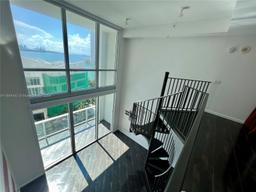 Picture of 300 S Biscayne Blvd # 826, Miami, FL 33131