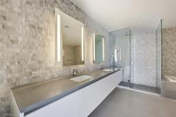 Picture of 88 SW 7Th St # 1202, Miami, FL 33130