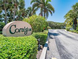 Picture of 1406 Coral Oak Ln # 903, Vero Beach, FL 32963