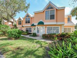 Picture of 1406 Coral Oak Ln # 903, Vero Beach, FL 32963