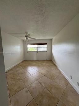 Picture of 950 Hillcrest Dr # 302, Hollywood, FL 33021