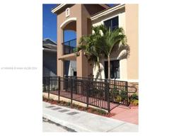 Picture of 22311 SW 88 Pl # 4, Cutler Bay, FL 33190